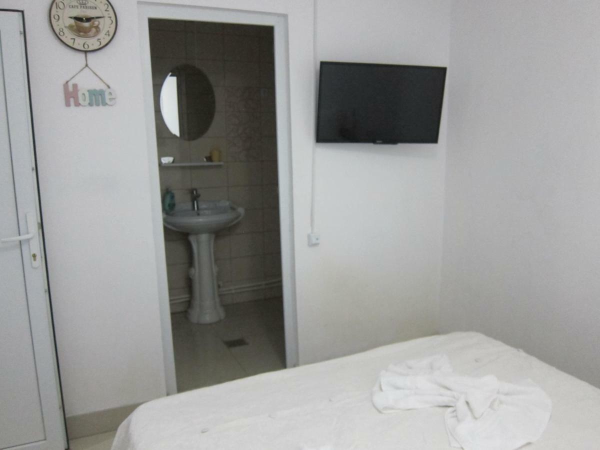 Casa Gherghisan Hotel Costinesti Buitenkant foto